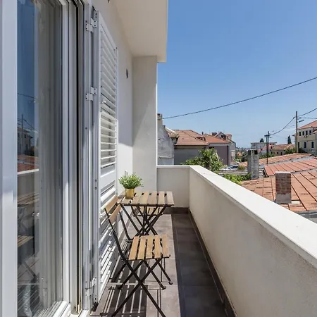 Apartman Park With Terrace Split